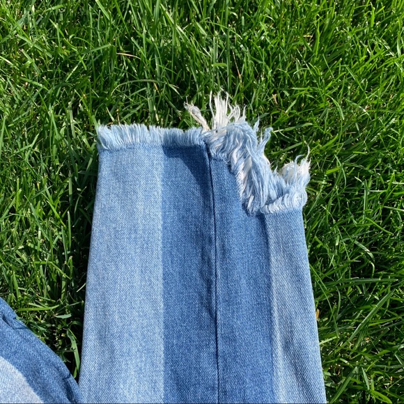 Hidden Jeans Raw Hem Distressed Patchwork Jeans - Picture 9 of 16